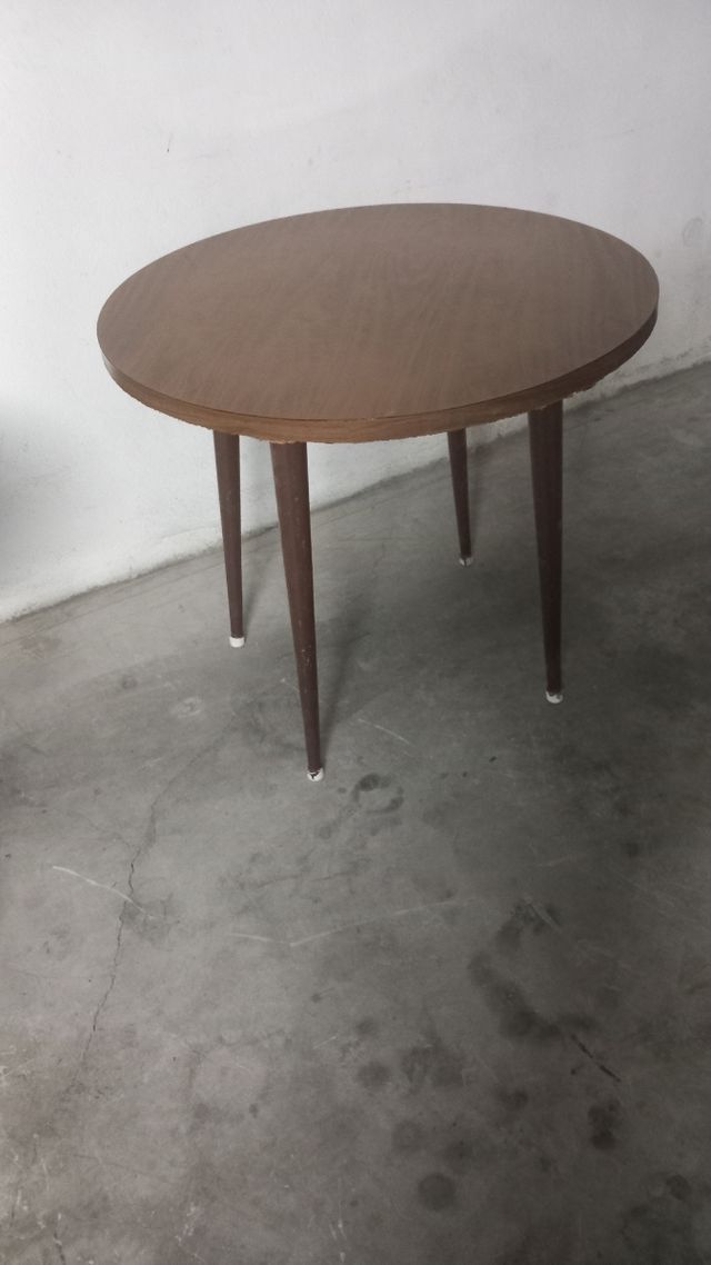 Tavolo vintage in vendita