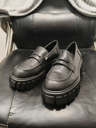 mocasines negros