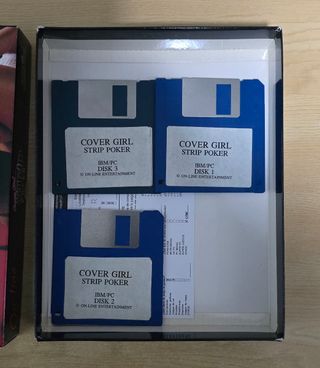 Cover Girl Strip Poker PC Raro