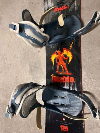 Tabla snow board y botas niño niña