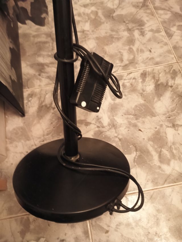 Lampara de pie para dormitorio o