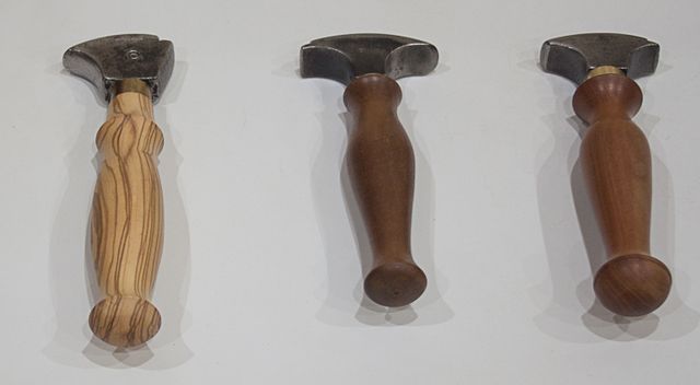 BRUÑIDORES O PATA CABRA DE ZAPATERO. 25€/ud