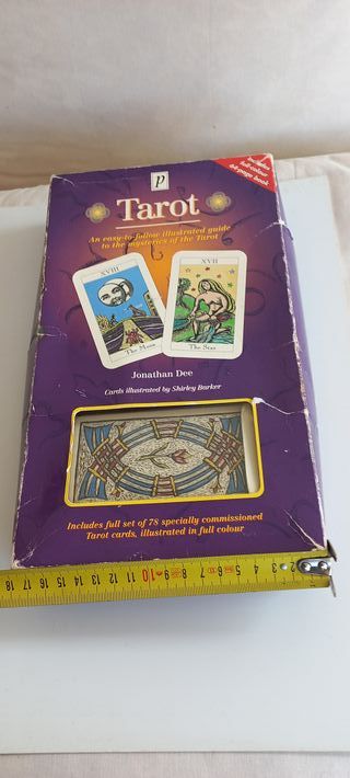 BARAJA DE TAROT. CARTAS + LIBRO. JONATHAN DEE.