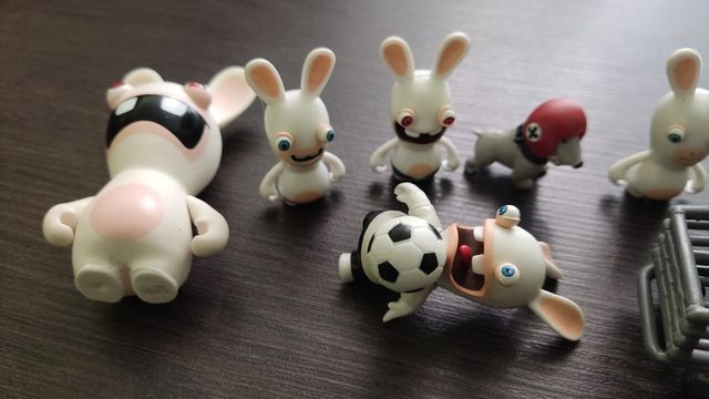 Lote figuras conejos cretinos rabbids ubisof