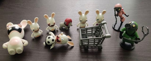 Lote figuras conejos cretinos rabbids ubisof