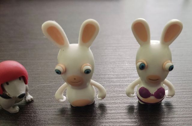Lote figuras conejos cretinos rabbids ubisof