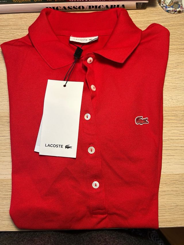 Polo lacoste rojo auténtico talla 40 mujer. Nuevo
