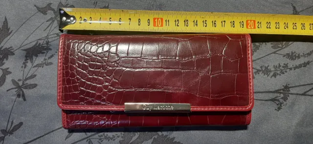 Set bolso de mano y cartera Guy Laroche