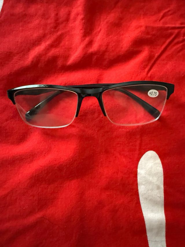 Gafas nuevas 0.75