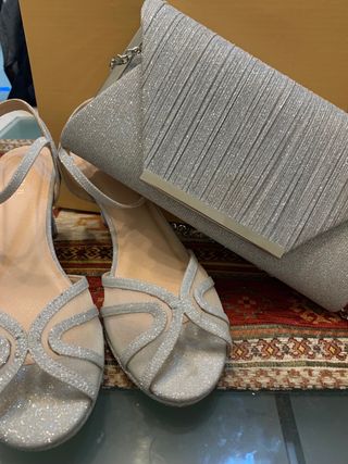 Zapato y bolso