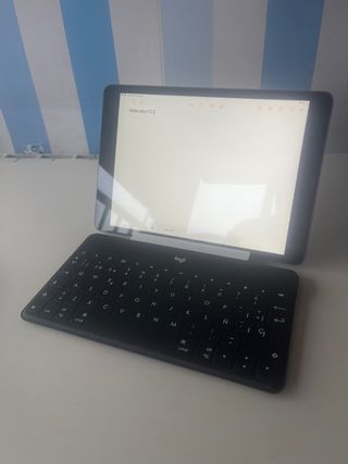 Teclado Ipad logitech “Keys to go”