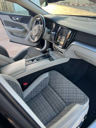 Volvo V60 D4 2019