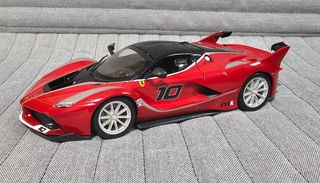 modellino Ferrari FXX-K scala 1/24 - Burago