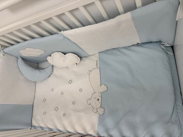 Chichonera edredon almohadas