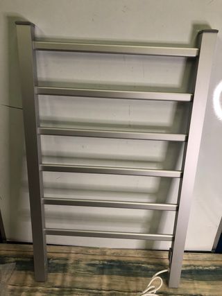 Radiador Toallero Eléctrico