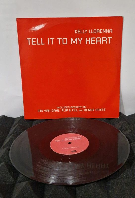 Kelly Llorenna – Tell It To My Heart