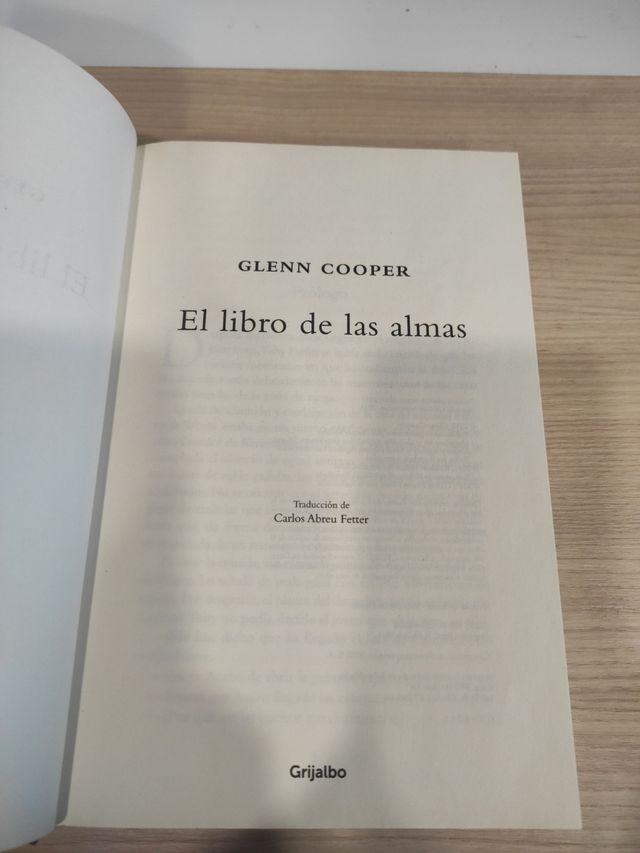 El libro de las almas (La biblioteca de los muertos 2)