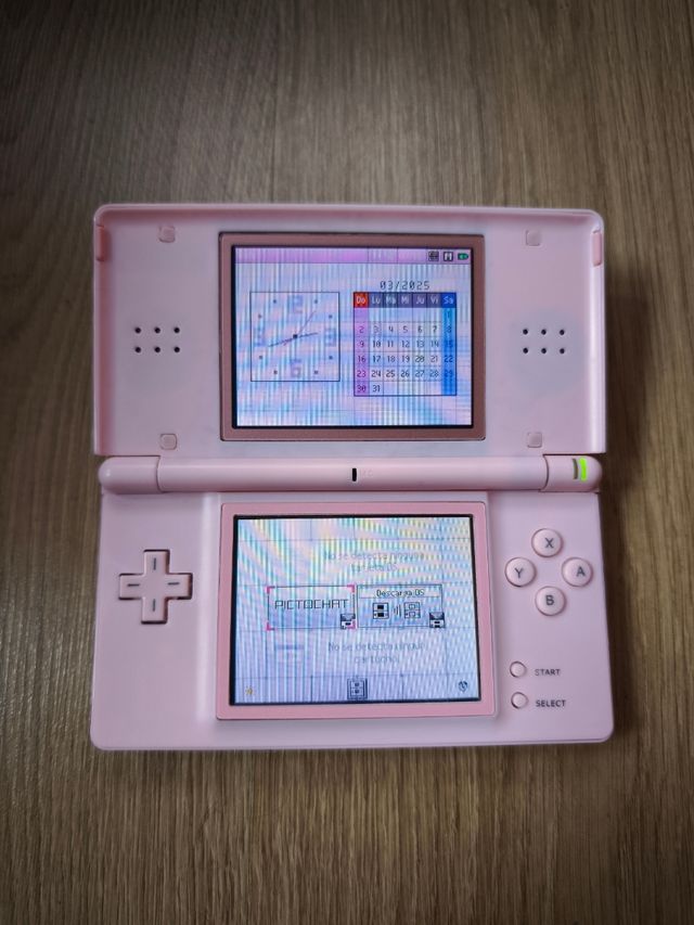 Nintendo DS Lite Rosa con cargador USB  - Nuevo