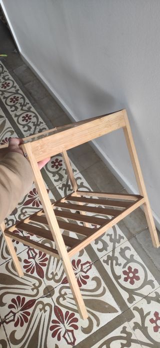 Mesita de noche - URGE VENTA