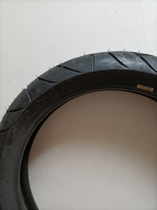 Neumático Michelin 
