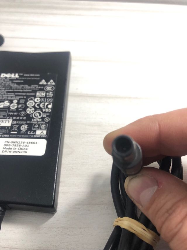 Cargador Portátil DELL 19.5V 4.62A