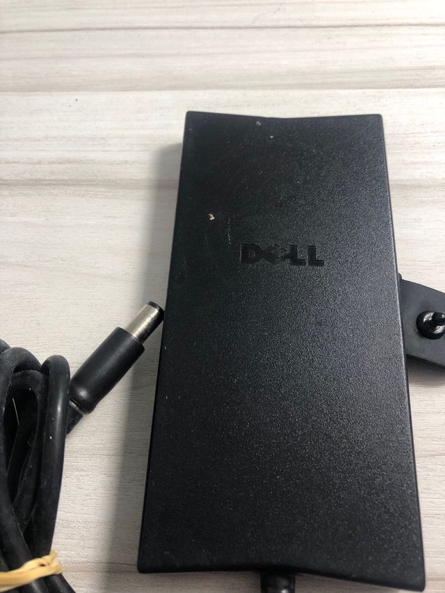 Cargador Portátil DELL 19.5V 4.62A