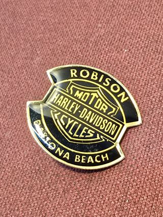 Lote Harley Davidson 2 pins y chapa metal