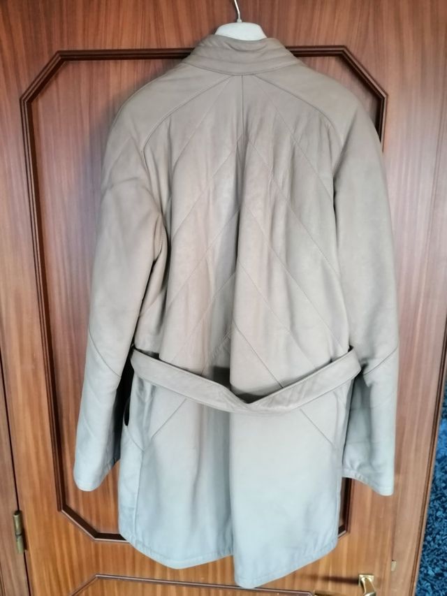 Giaccone da donna in vera pelle colore panna Tg.48