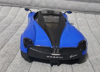 modellino Pagani HUAYRA 2012 scala 1:24