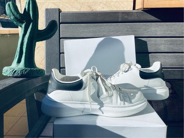 Zapatillas blancas 44