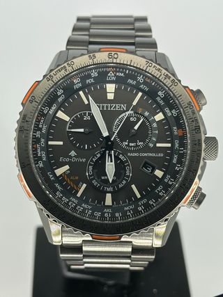 Reloj Citizen Radiocontrolado Negro CB5007-51H