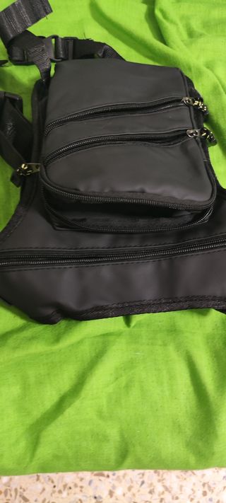 Oferton!! Bolso de Cintura y Pecho
