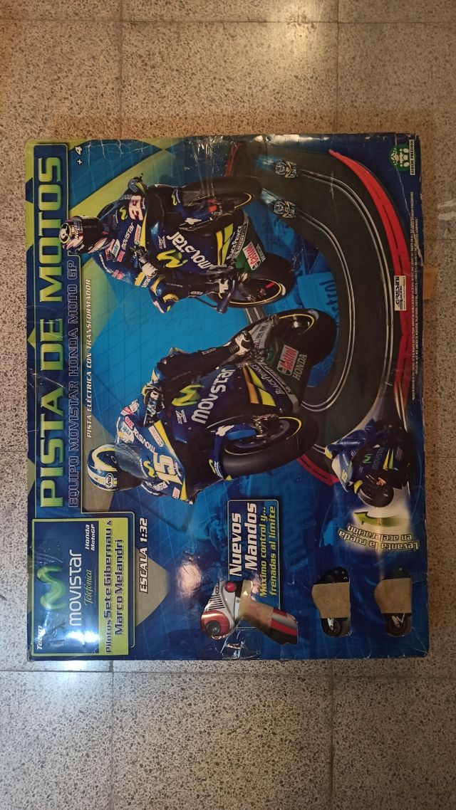 Pista de motos tipo Scalextric