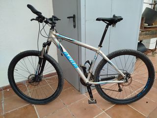 Bicicleta de montaña en Sanlúcar de Barrameda