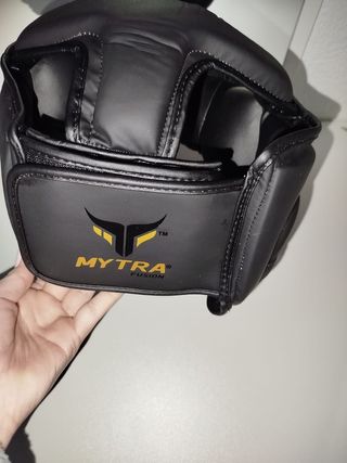 Casco de boxeo sin uso