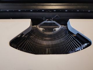 Máquina de escribir antigua Olimpiette
