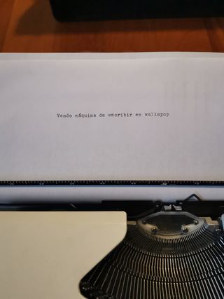 Máquina de escribir antigua Olimpiette