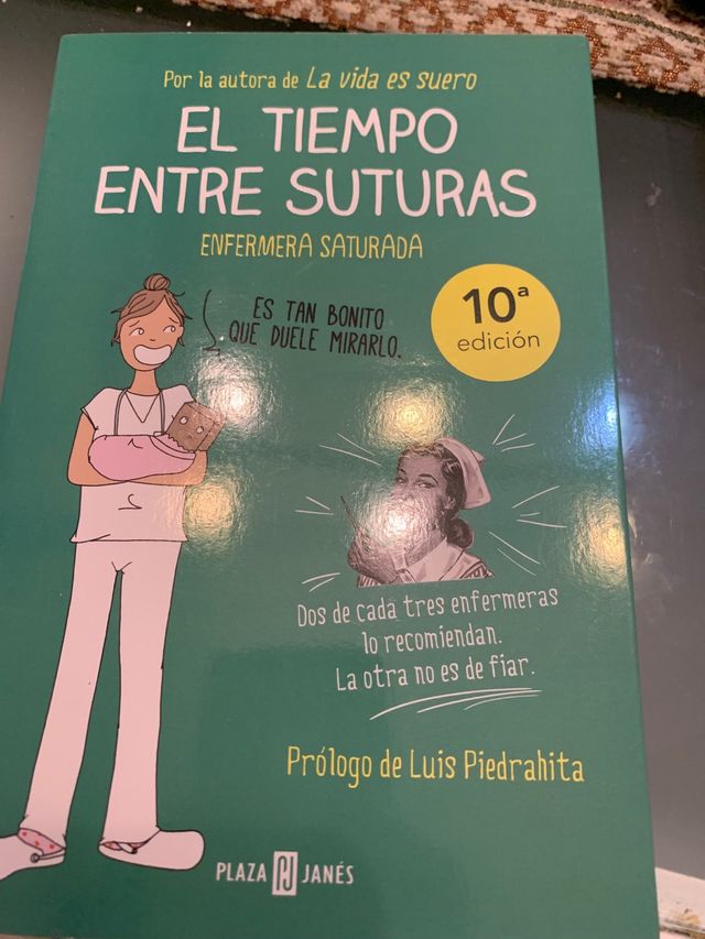 El tiempo entre suturas / The Time Between Sutures