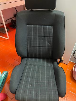 Asientos delanteros golf II