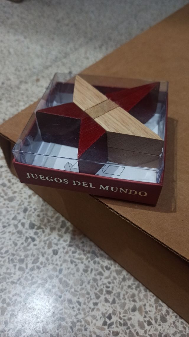 Juegos de madera. Varios modelos.