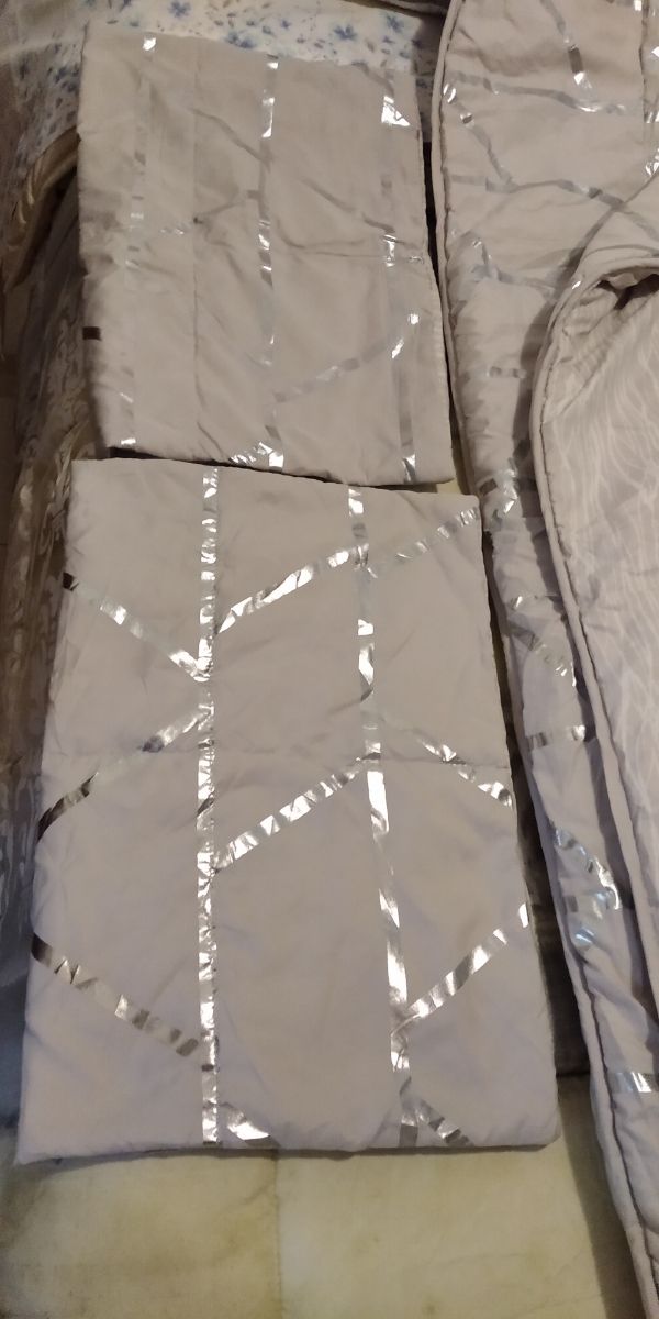 Colcha invierno gris