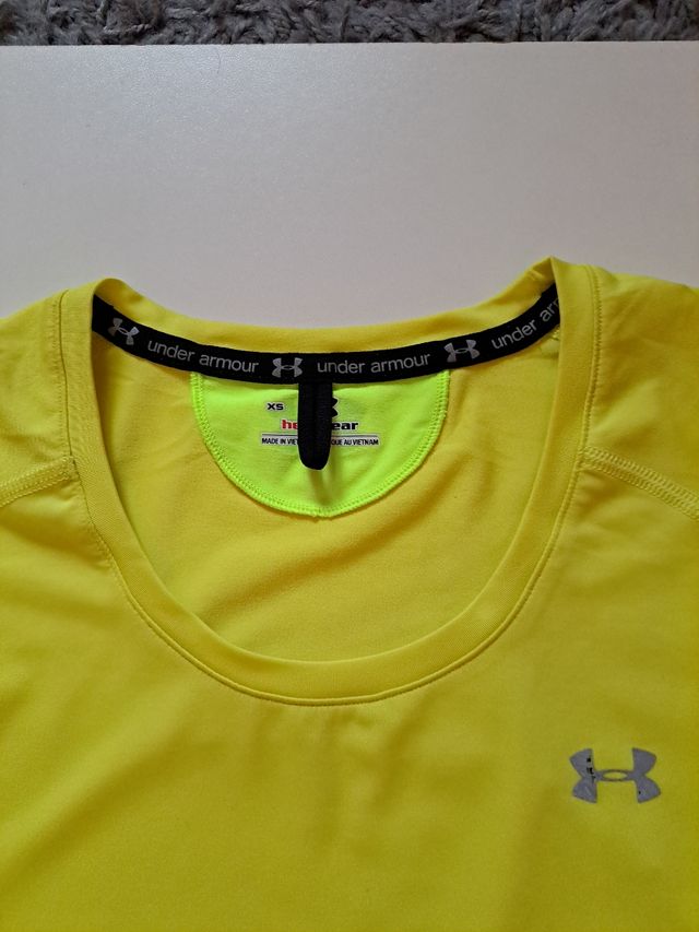 Camiseta UNDER ARMOUR