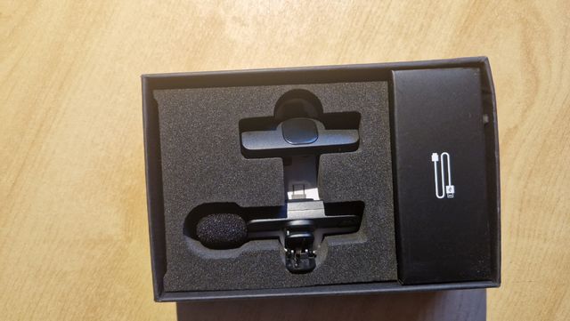 Wireless lavaller microphone