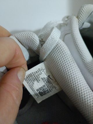 Scarpe Nike.