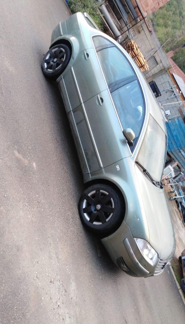 Volkswagen Passat 2003