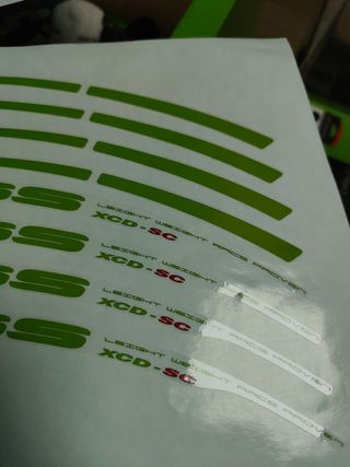 Vinilo, pegatinas para ruedas progress XCD- SC