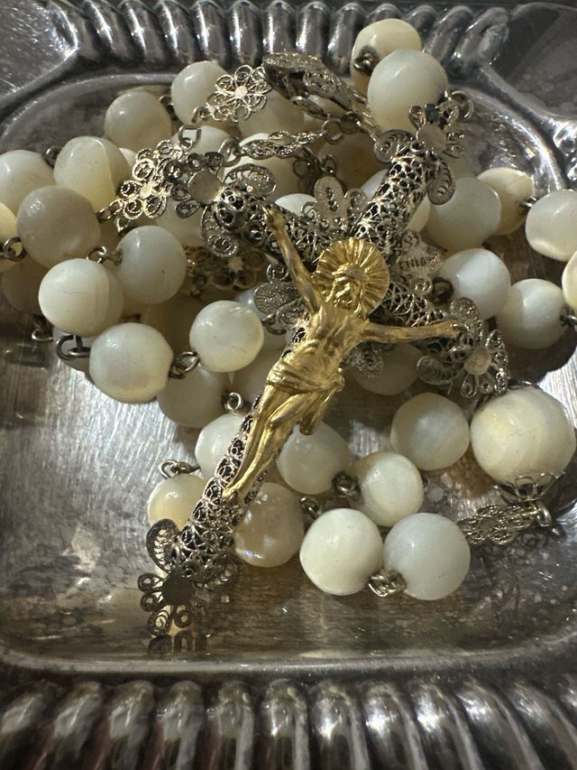 Rosario de madreperla y  filigrana de plata