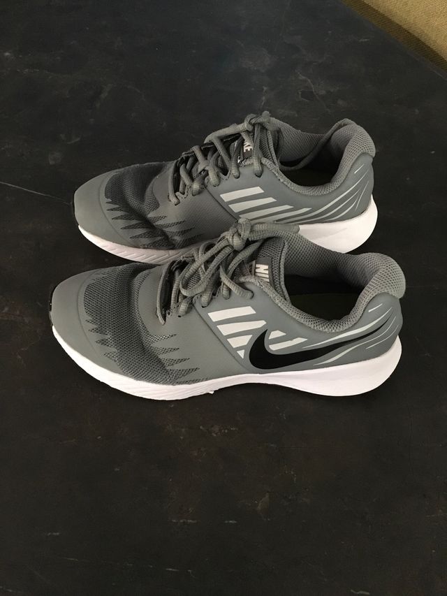 Zapatillas Nike niño T. 36.5