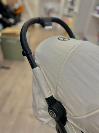 Silla de paseo Cybex Beezy Canvas White 