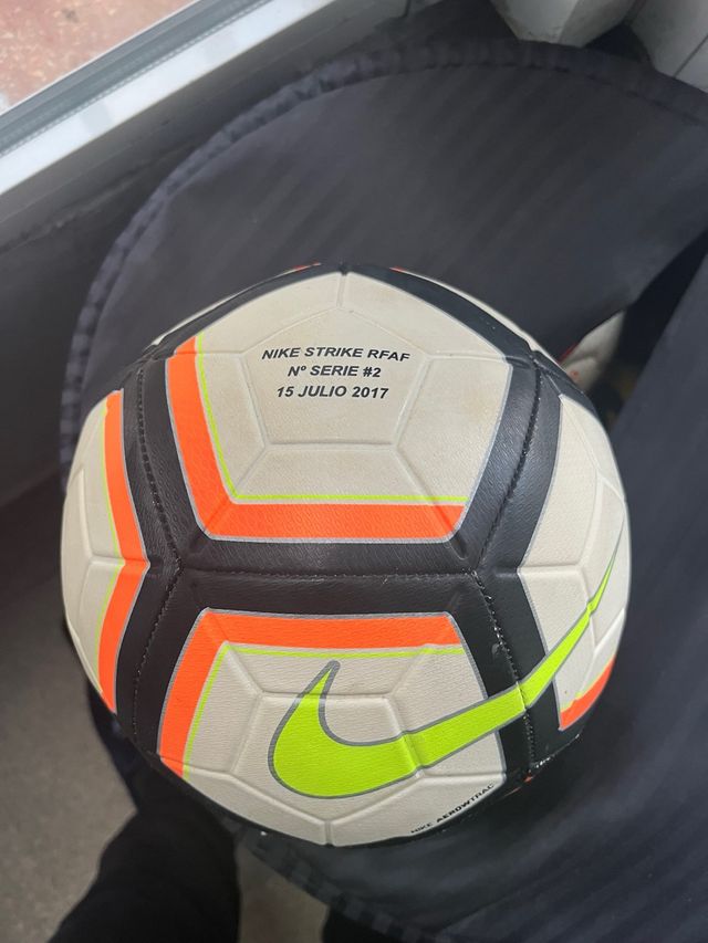 Pelota BalÃ³n Nike Strike Rfaf Balon De Futbol Marca Baden/ Verde